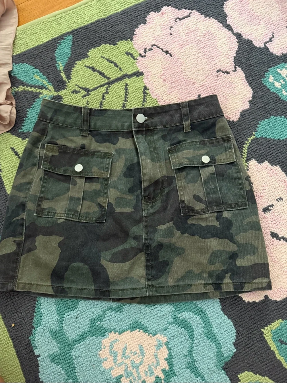 Camo Cargo Mini Skirt - Green